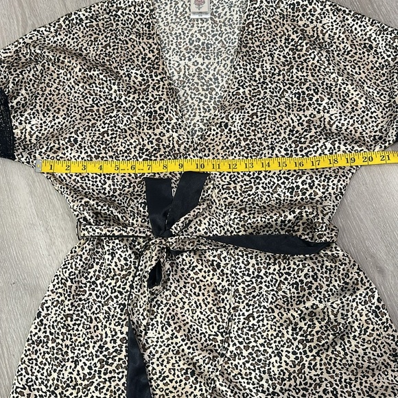 IN BLOOM BY JONQUIL WOMEN LEOPARD PRINT SHORT SLEEVE ROBE - Picture 6 of 11